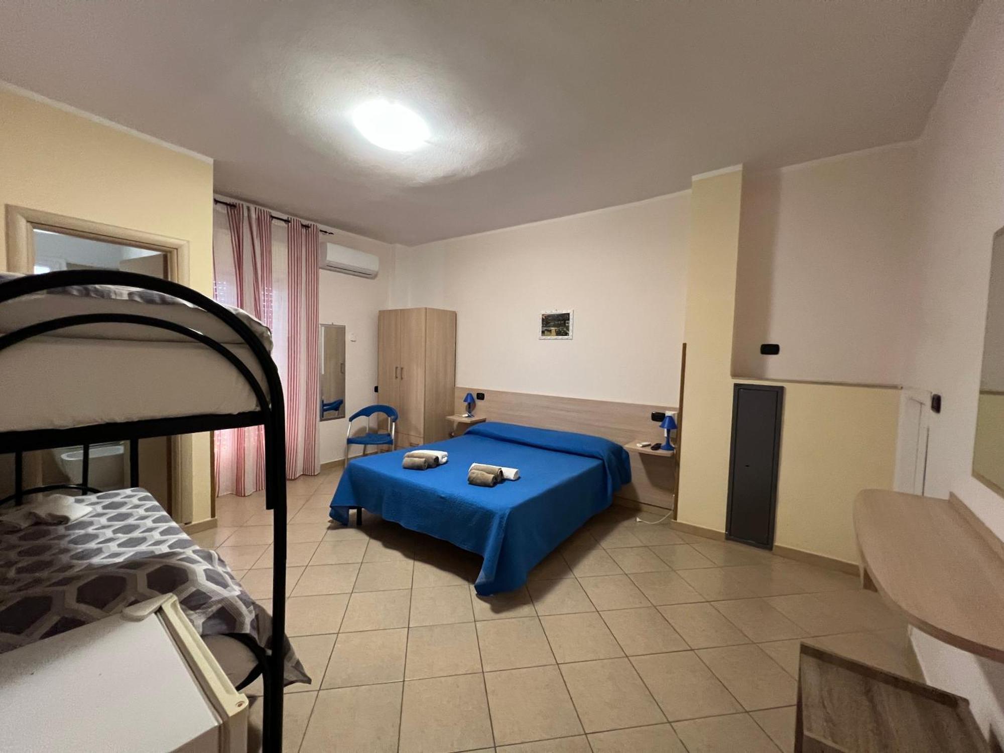 Albergo Florida Capo Rizzuto Extérieur photo